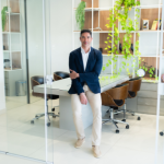 Paulo Henrique Silva Maia revela quais alimentos devem ser evitados nas lancheiras infantis e como promover uma alimentação equilibrada.