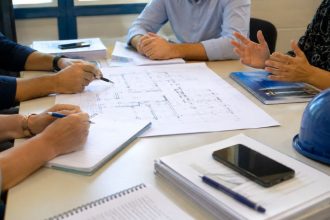 Investimento em Infraestrutura Escolar e o Impacto no Desenvolvimento Educacional de Mato Grosso do Sul